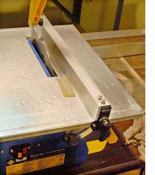 Cutting circuit boards low